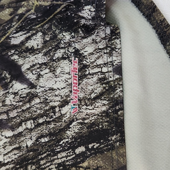 Mossy Oak Break Up shirt. Size L - Picture 2 of 9